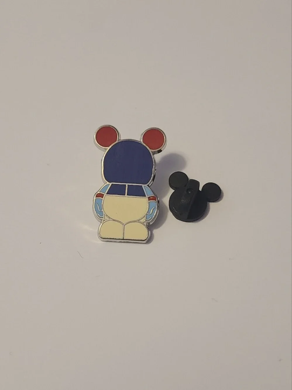 Disney Snow White Vinlymation Junior Pin